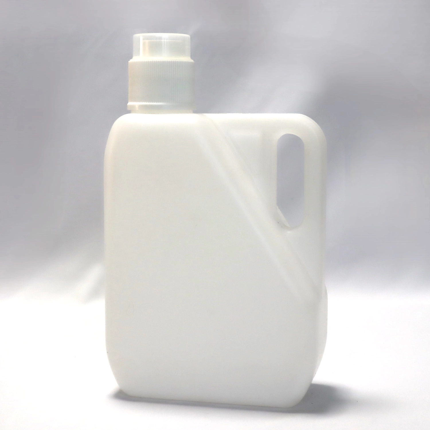 洗車タオル用万能洗剤　小分け容器(2L)